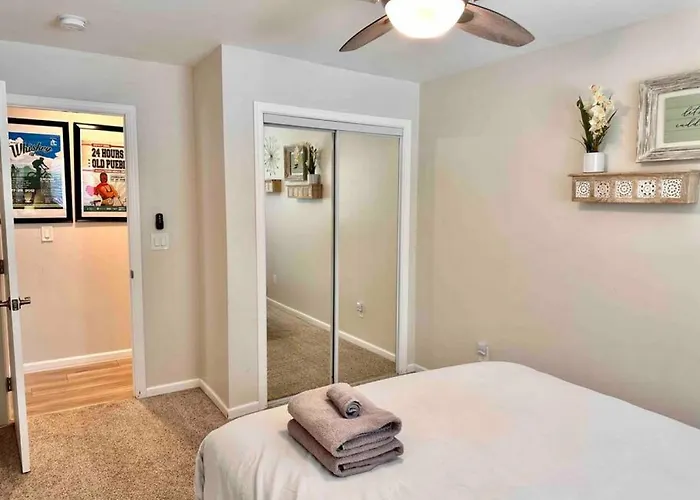 Holiday home Creek Side 1 Mile From Downtown And Hiking Prescott
