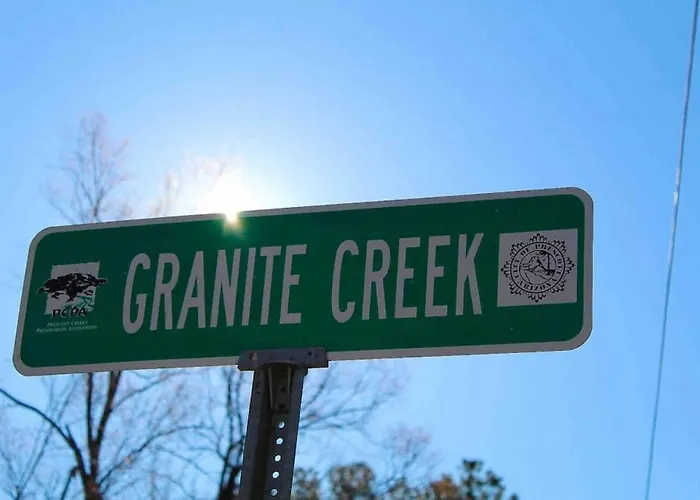 Holiday home Creek Side 1 Mile From Downtown And Hiking Prescott